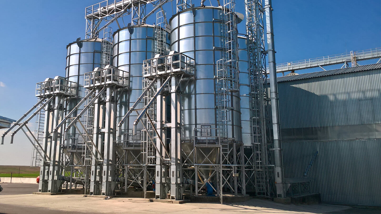 Силосы зерновые конические